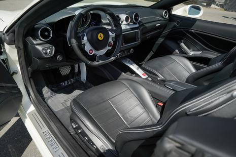 ferrari california t 2016 ZFF77XJA2G0219189 image ferrari california t 2016 ZFF77XJA2G0219189 image